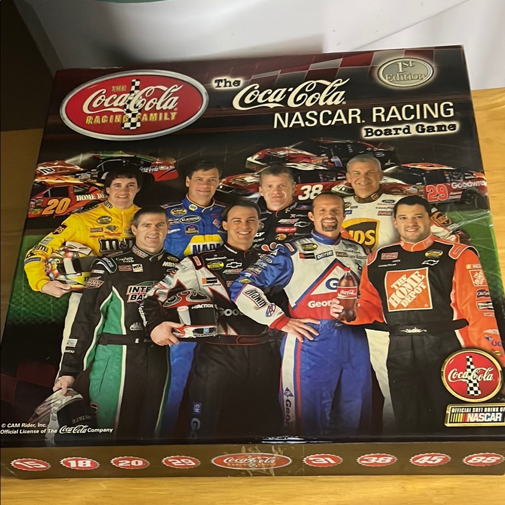 😄The NASCAR racing board game Coca-Cola 2004